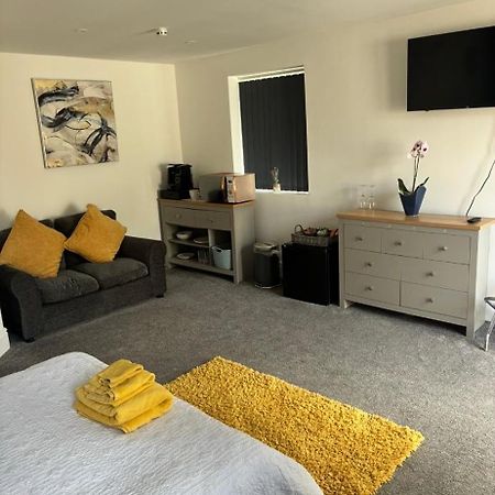 Apartament The Snug At Parley West Parley Zewnętrze zdjęcie